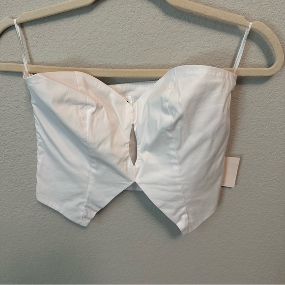 NWT superdown Nika Sweetheart White Strapless Cutout Crop Top - Size Small - Picture 4 of 9